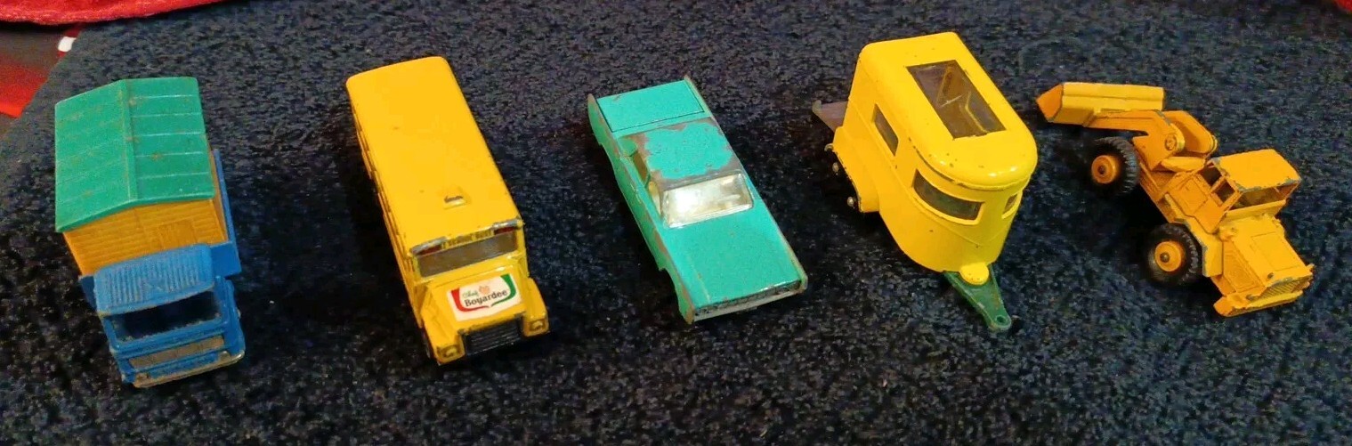 Vintage 60s Matchboxes Lot Of 5. Hut Truck Bus Lincoln Pony Trailer Shovel Nice!