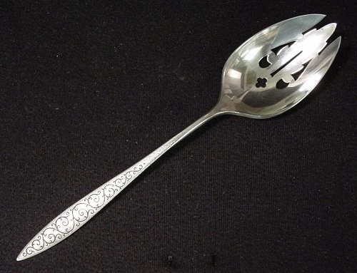 SPANISH LACE- WALLACE STERLING PIERCED TABLE SERVING SPOON