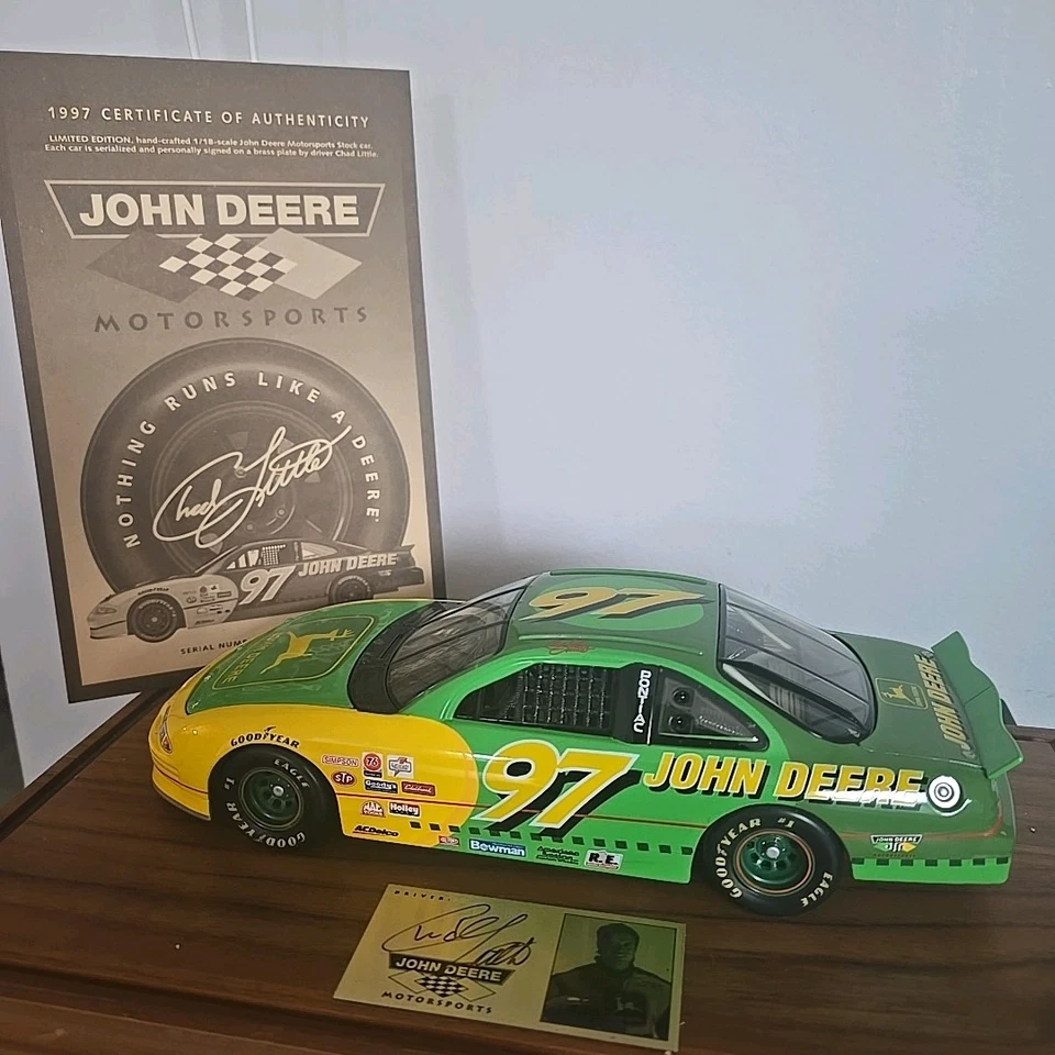 1997 NASCAR 1:18 John Deere #97 Chad Little, Base, Case, COA, AUTOGRAPHED #6879 - Image 2 of 4