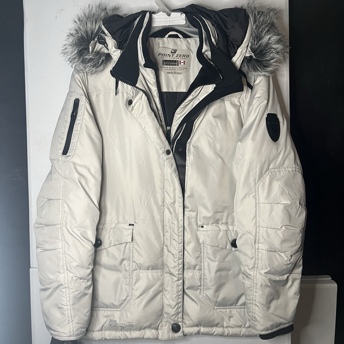 Point Zero Duvet Premium Down Heavy Jacket White Hooded Puffer