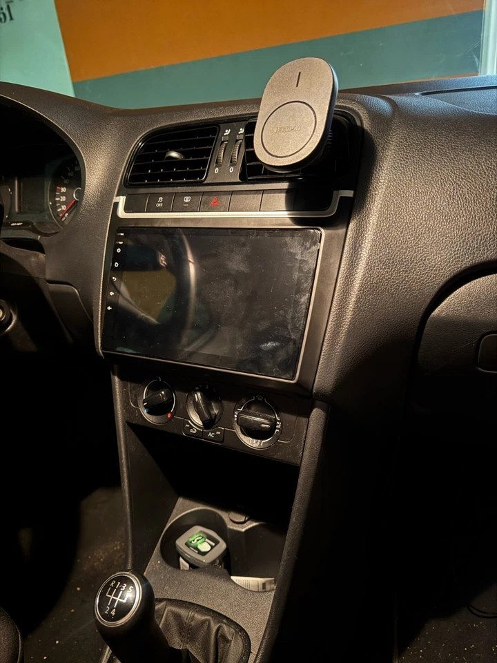 Autoradio Android 9” per VW Polo 5 Sedan (2008–2020) – GPS Navigatore, CarPlay - Immagine 2 di 4