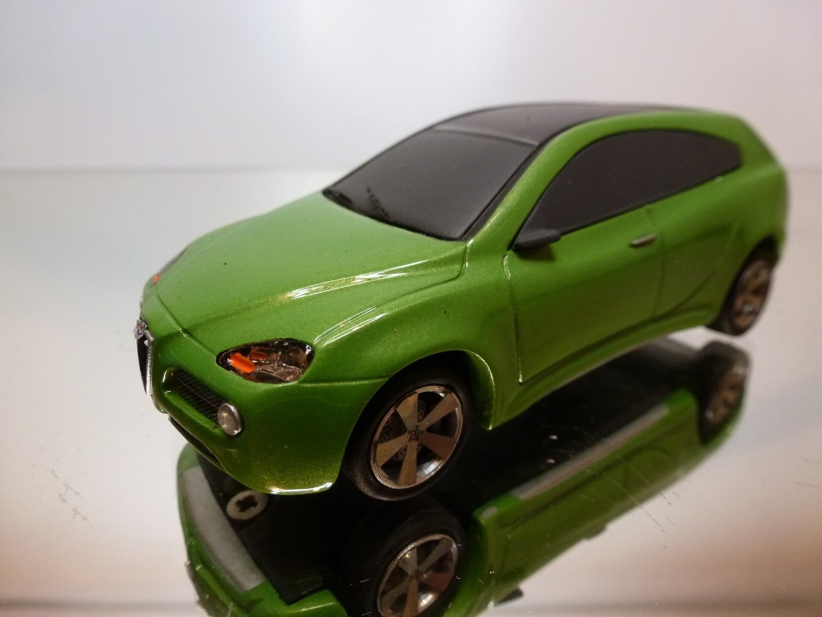 BoS-Models 1:43 Alfa Romeo Canguro año de construcción 1964 rojo