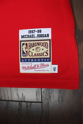 100 Authentic Michael Jordan Mitchell Ness 97 98 Bulls Jersey Size