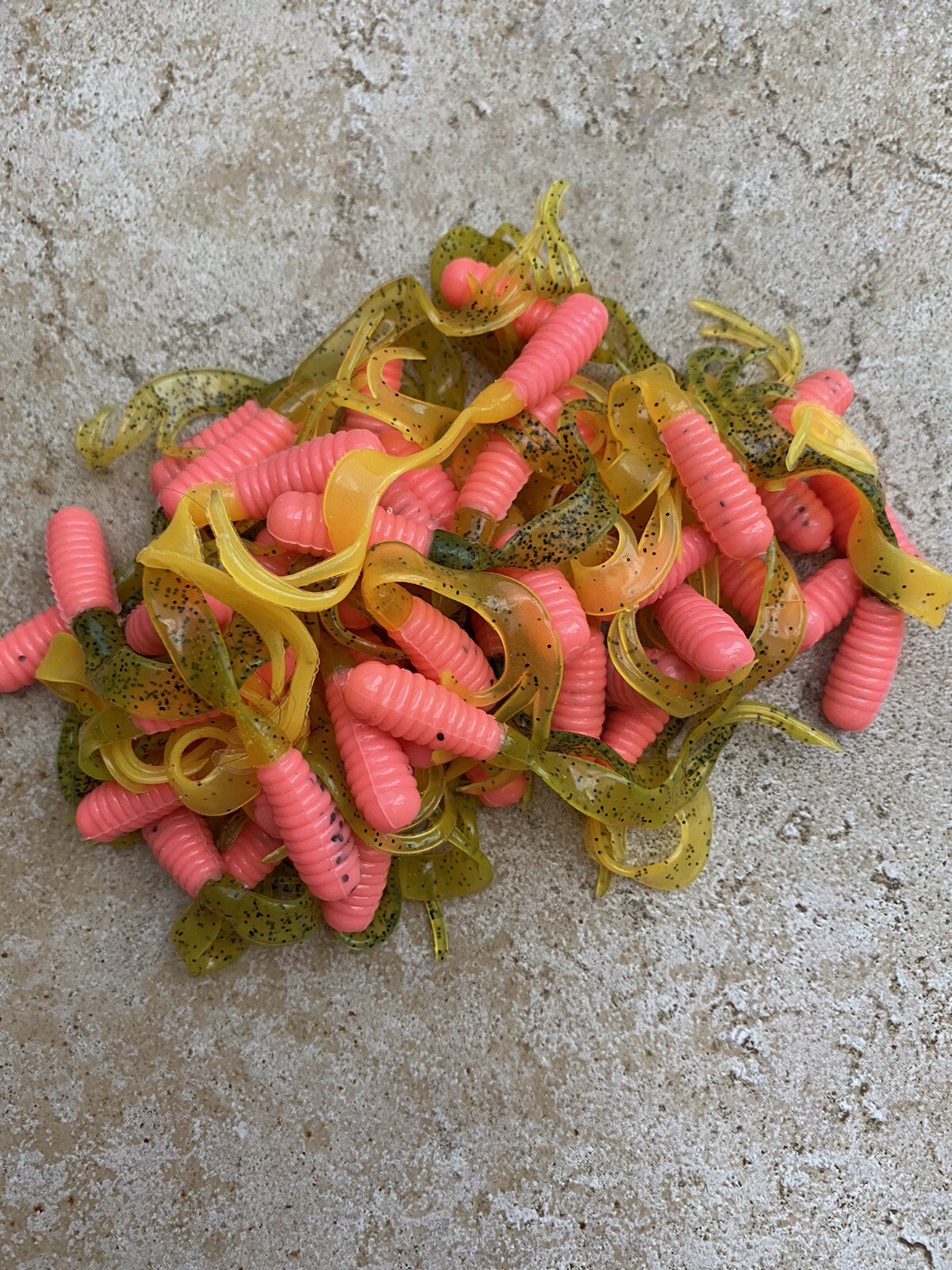 Item89 50ct 3.5" Electric Chicken Triple Ripple Grub, bait, soft