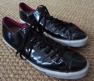 converse black patent leather hightop tennis shoes