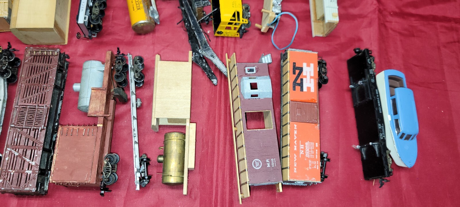 Big Lot of over 20 HO Railroad cars and extra partsover 7 pounds eBay