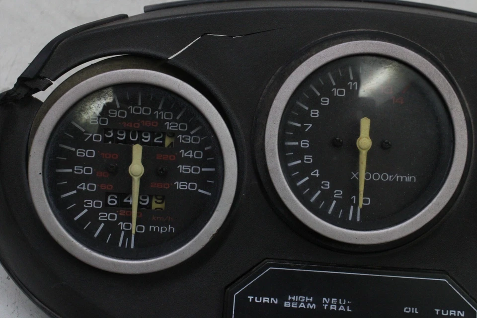 Suzuki Katana 600 GSX600F 1990 indicadores pantalla clúster velocímetro tacómetro Foto 2 de 4