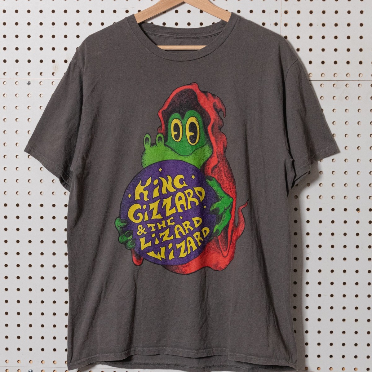 King Gizzard And The Lizard Wizard Band T Shirt Large Measures 21.5x28