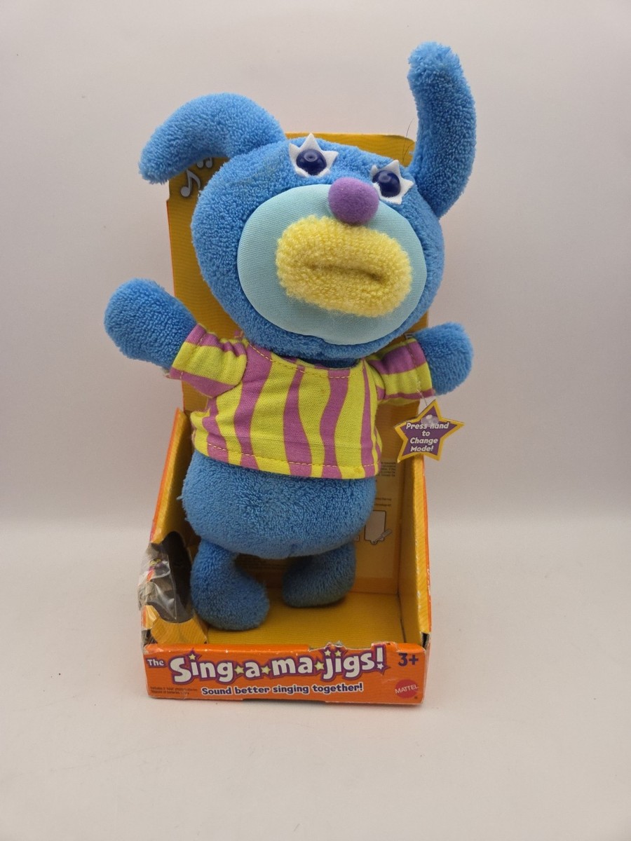 The Sing a Ma Jigs Blue W/ Yellow Shirt Sings When The Saints Go