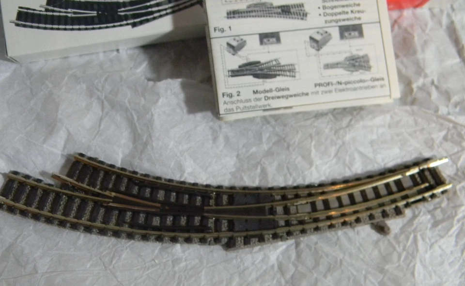 FLEISCHMANN 9175 N Aiguillage courbe à commande manuelle, droite. NEUF - Photo 2/3