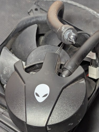 Alienware Aurora R8 R9 R10 R11 R12 CPU Liquid Cooler Fan MH0HN PARTS ONLY - Picture 3 of 4