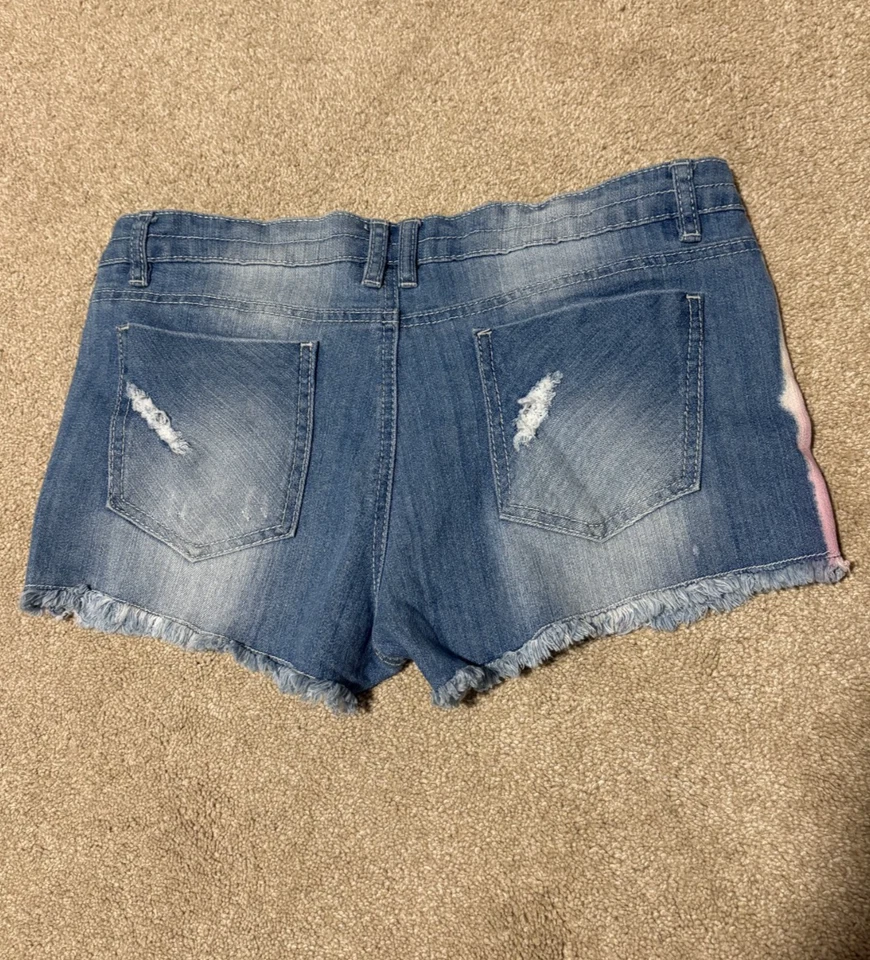 No Boundaries Womens Juniors Cutoff Jean Shorts Denim Pink Stripe Distress Sz 13 - Image 2 of 4