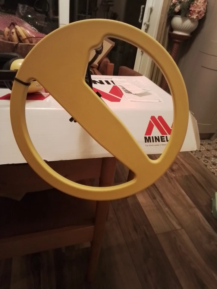 Minelab Excalibur II Deep Diving and beach Metal Detector  - Image 4 of 4