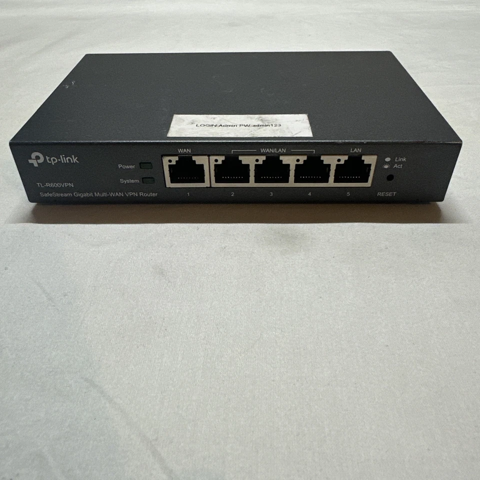 TP-LINK SafeStream Gigabit Broadband Wired VPN Router TL-R600VPN - Image 2 of 4