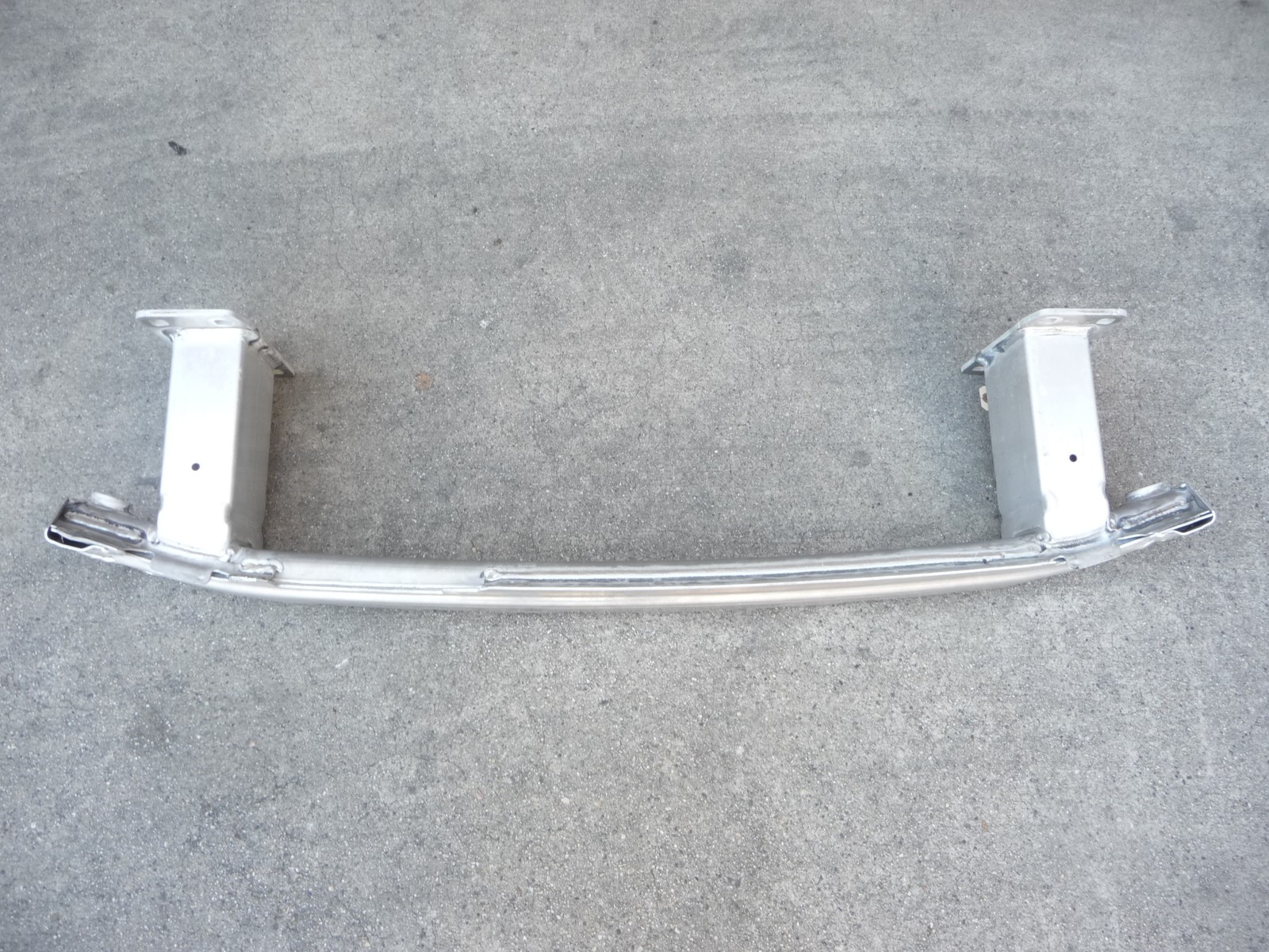 18-20 Bentley Bentayga BY636 Front Reinforcement Beam Support 36A807109C OEM