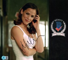 JENNIFER GARNER SIGNED ALIAS SYDNEY BRISTOW 8X10 PHOTO BECKETT BAS COA