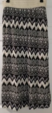 APII Women's Black & White Aztec Look Elastic Waist Skirt Size Large