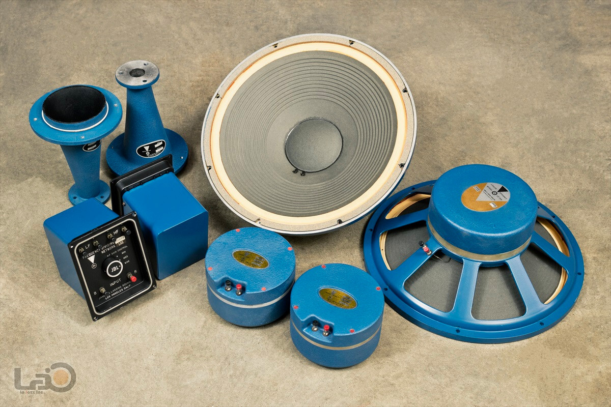 JBL C51 APOLLO PAIR - ALL BLUE UNITS: 15A/LE85/LX50 (Worldwide