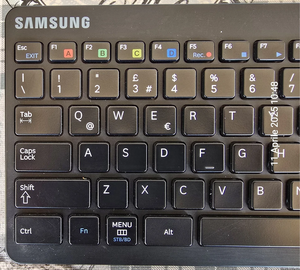 SAMSUNG VG-KBD2000 Smart Wireless Keyboard Tastiera TV Bluetooth. - Immagine 2 di 4