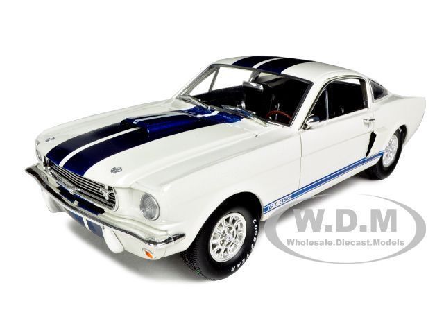 GMP/'65 Shelbyシェルビー GT350 1/18 600台限定 Amazon.co.jp: GMP'65 Shelbyシェルビー GT350 118 600台限定