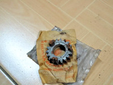 Honda C92 C95 CD125-CD125K CL125 SS125 Gear 2nd Main Shaft NOS P/N 23431-200-003
