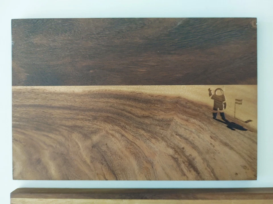 Holzbrett Schneidebrett Servierbrett 2 Stck Akazienholz Motiv gelasert Tischdeko - Bild 4 von 4