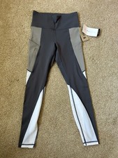 NEW Athleta Skulptek 7/8 Length Sz XS Dry Wicking Compression Leggings