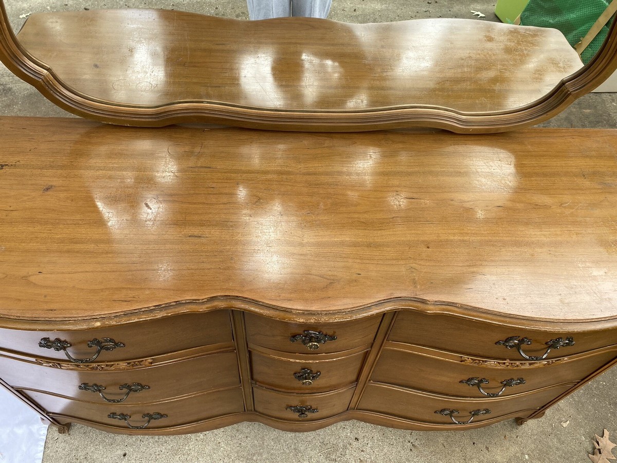Bassett Furniture French Provincial Dresser With Mirror | eBay Bassett Furniture French Provincial Dresser With Mirror | eBay