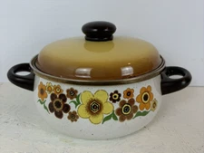 Vintage 70s Harvest Blossom Enamel Cookware Soup Stock Pot 2-3 qt Pan