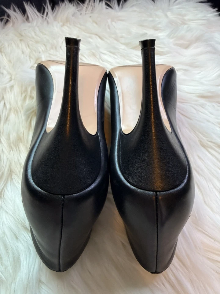 Halogen Katrina Black Leather Ankle Booties Women's Size 9M - Image 3 of 4