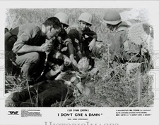 1988 Press Photo Ika Zohar & Dudu Ben-Ze'ev in "I Don't Give a Damn" Movie
