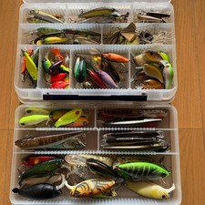 Price reduction, bass fishing retirement, 90 hard lures set (opened), Megabass,
