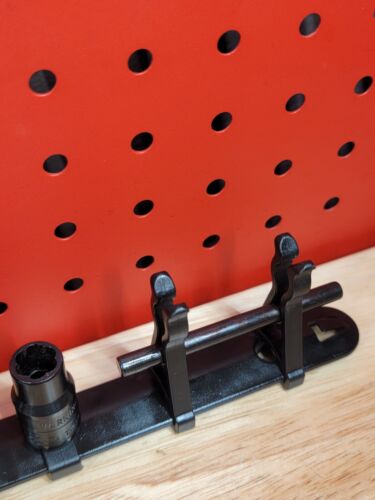 Matco TSS13A 13-Piece 3/8” Drive Twist Socket Set W/ Rail + Knockout Punch - Picture 17 of 24