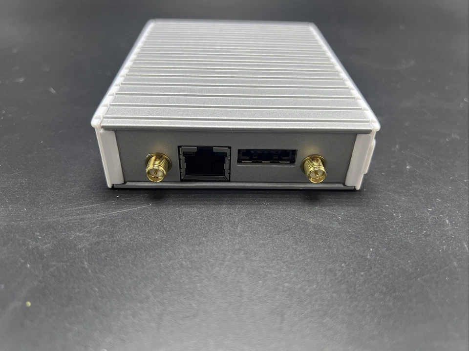 CompuLab Fitlet -i BarebonePC – Miniature low-power, fan-less, desktop computer - Image 3 of 4