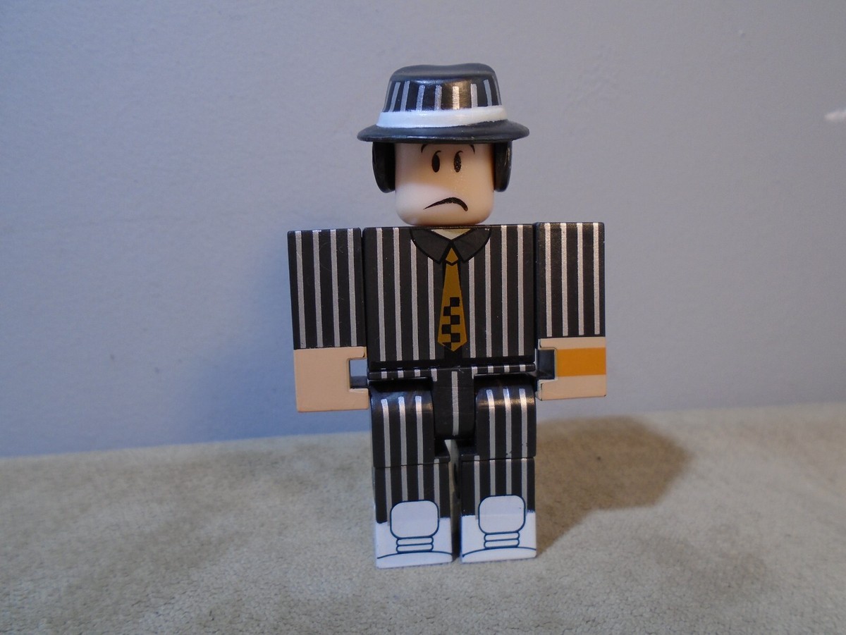 ROBLOX STRIPED SUIT HAT 3” FIGURE JAZWARES (MF951)