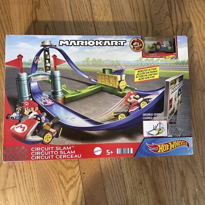 Hot Wheels - MarioKart Circuit Slam Track Set NEW IN BOX