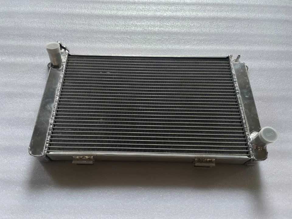 Radiador aluminio Fit Renault R12 R15 1.3L 1969 - 1980 7700571518 Foto 2 de 4