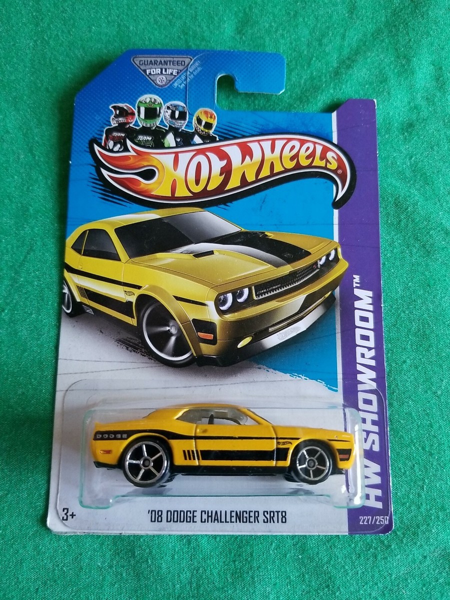2013 Hot Wheels '08 DODGE CHALLENGER SRT8 Yellow 227/250 GREAT