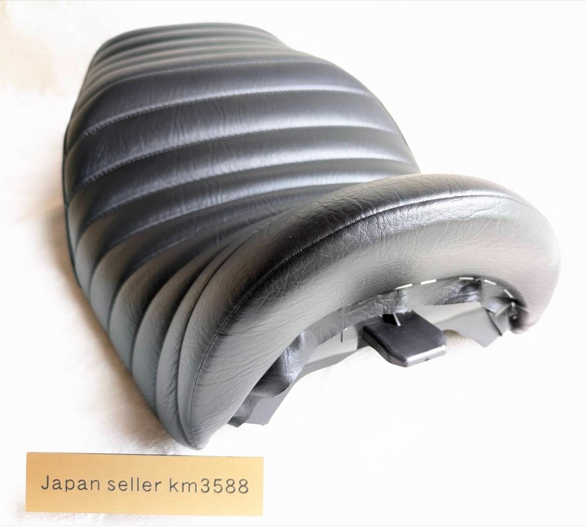For KAWASAKI ZRX1200 DAEG SEAT Tuckroll Custom Racing Seat ZRX1100