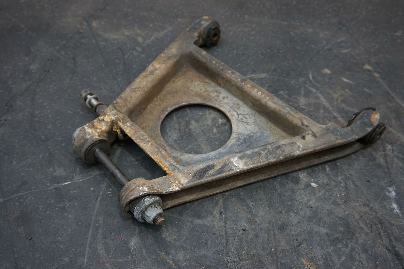 Rear Left Driver Side Lower Control Arm OEM Maserati Merak 1975 *Note