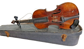VERY OLD VIOLIN IN TATTY OLD HARD CASE RESTORATION PROJECT RARE