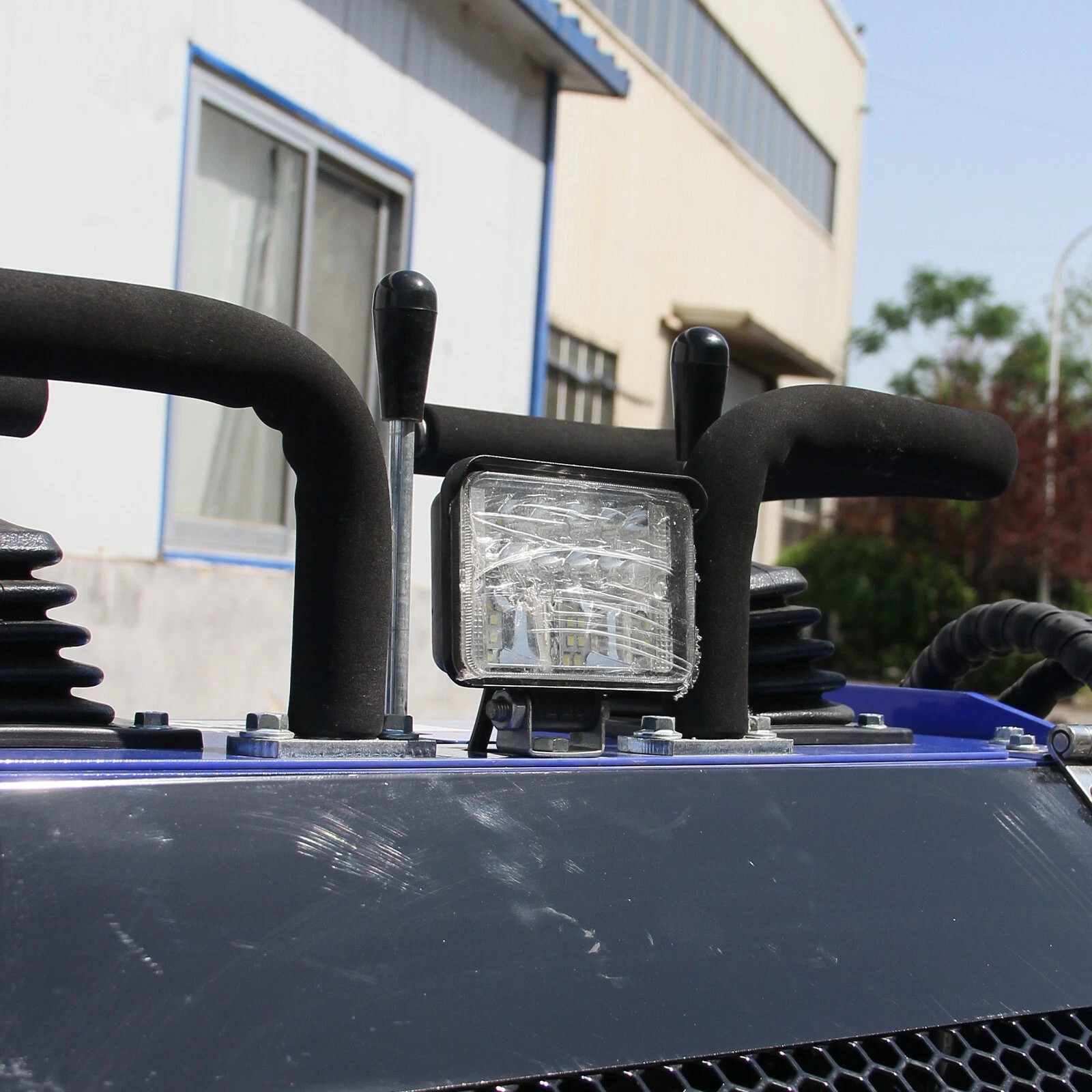 Upgraded 2025 Brand New 23HP Mini Skid Steer Track Loader Twin Cylinder USA Spot