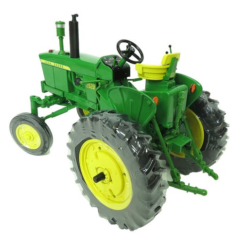 16228-1 Exhibitor Award Version 1/16 John Deere 2520 2013 Two-Cylinder Club ERTL - Picture 4 of 6