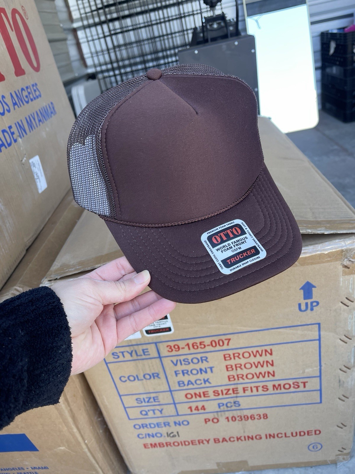 &ndash; Brown &ndash; Bulk Lot &ndash; Below Wholesale