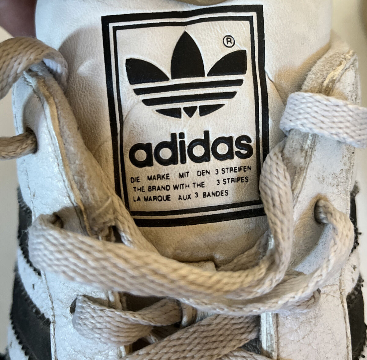 Adidas Vintage 1998 Mens US Sz. 11.5 Sneakers ART: 034859 98 Adidas Vintage 1998 Mens US Sz. 11.5 Sneakers ART: 034859 98