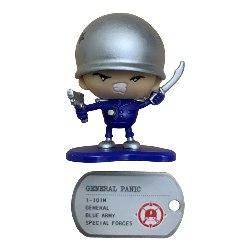 SUPER RARO MGA Impresionante Pequeño Hombre Verde Azul Ejército General Pánico Figura Con Etiqueta Foto 2 de 4