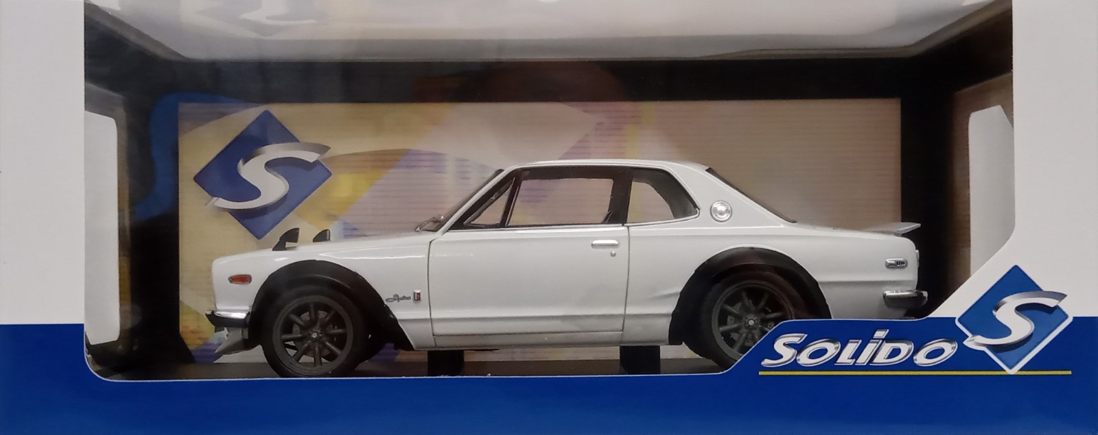 Solido 1/18 Scale - Nissan Skyline (C10) Hakosuka RHD (1970) Pearl White