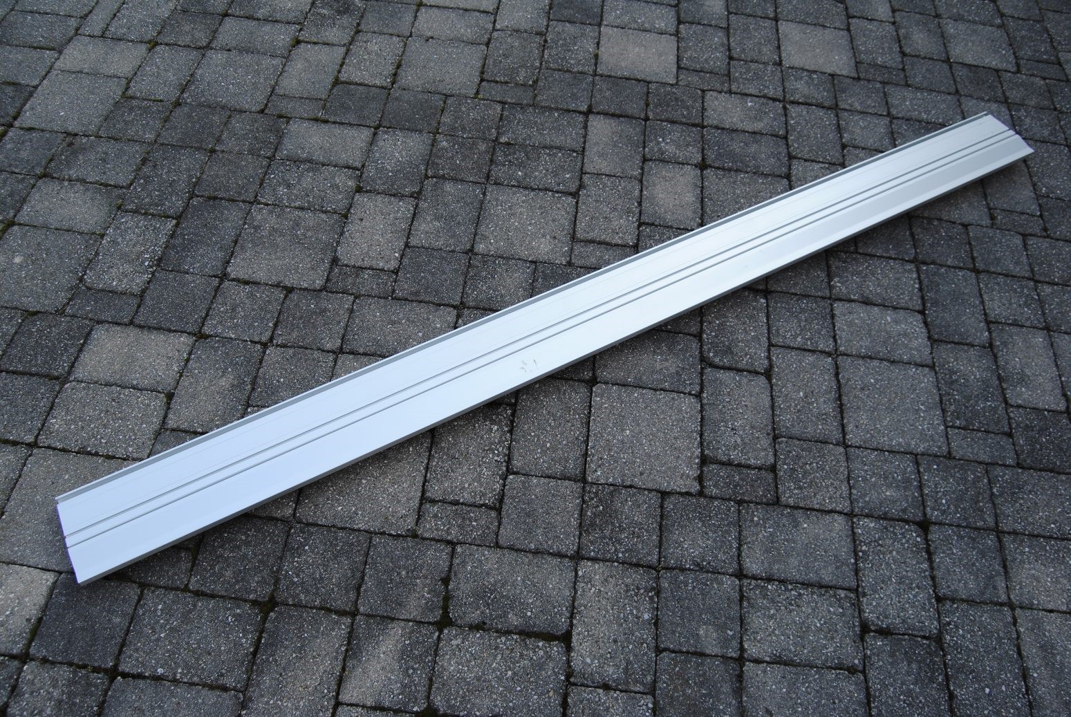 Bruno SRE-3000 Stairlift Track Rail Piece 94-1/2” Local Pick Up Canton Michigan