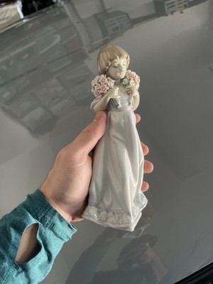 LLADRO  ''Ramos de Primavera'', PORCELAIN SPRING BOUQUET #7603