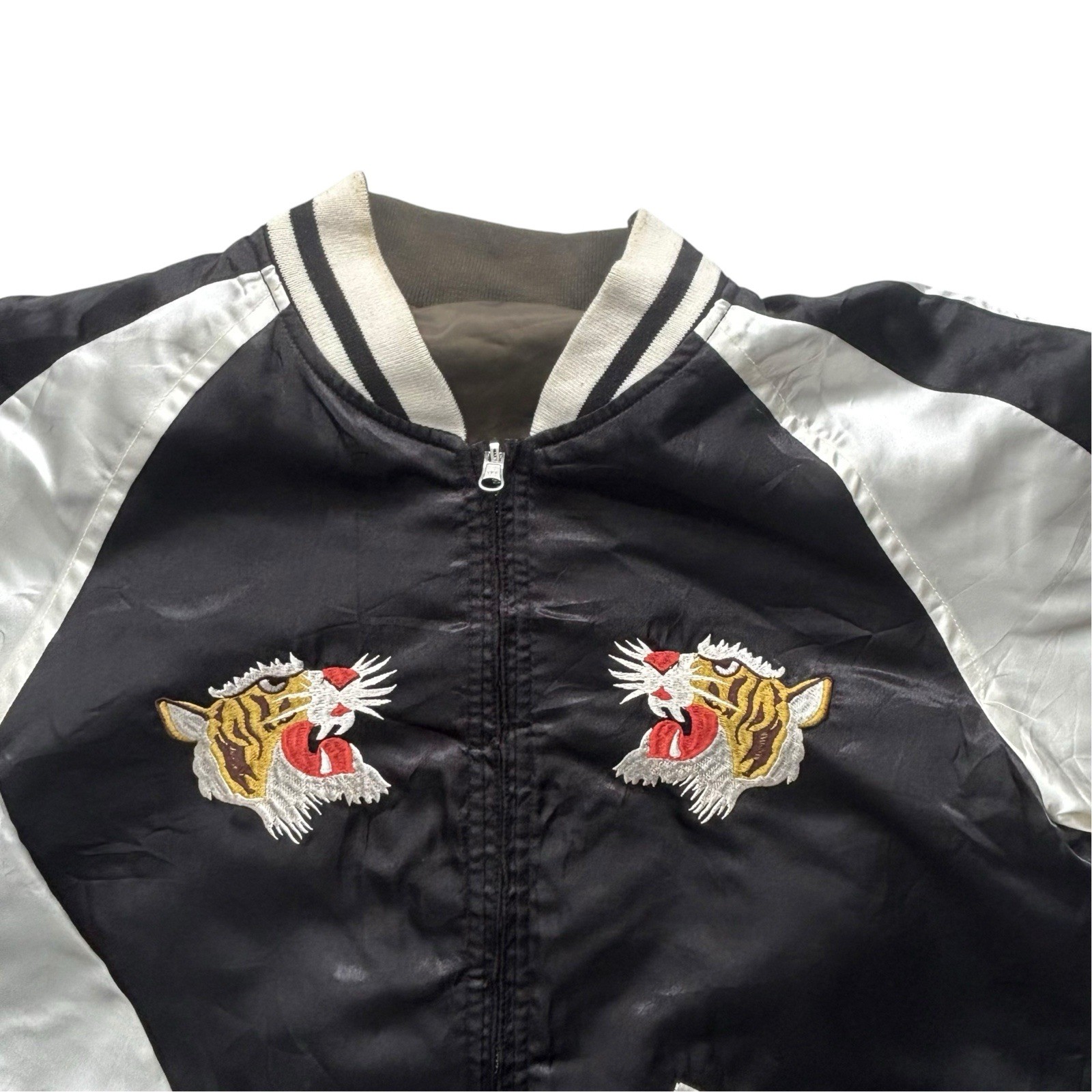 Vintage Japanese Sukajan Bomber Jacket Embroidered Tiger Black 90S Y2K Medium image 2